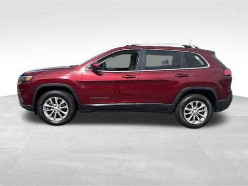Used 2019 Jeep Cherokee Latitude w/ Popular Appearance Group AWD/4WD image 9
