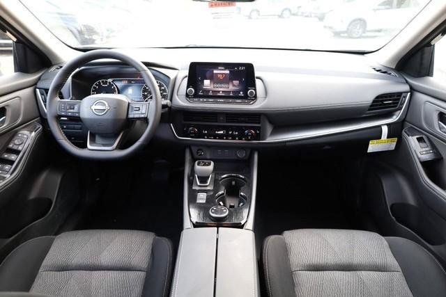 New 2026 Nissan Rogue SV AWD/4WD image 22