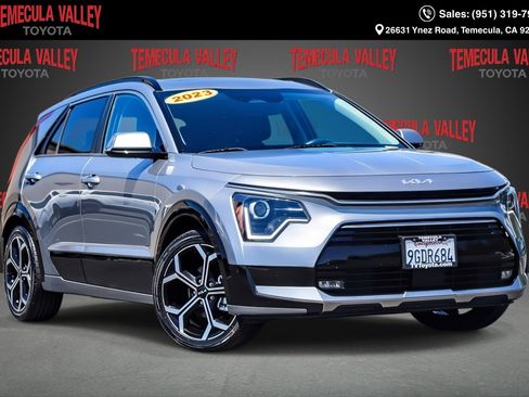 Used 2023 Kia Niro EX Touring FWD image 1