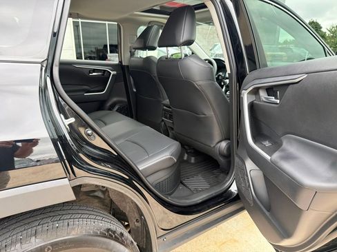 Used 2025 Toyota RAV4 XLE Premium w/ Weather Package AWD/4WD image 10