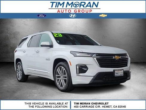 Certified 2023 Chevrolet Traverse High Country FWD image 1