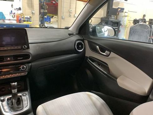 Used 2023 Hyundai Kona SEL w/ Convenience Package AWD/4WD image 20