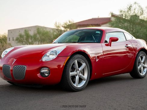 Used 2009 Pontiac Solstice Coupe RWD image 14