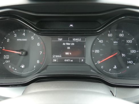 Certified 2024 Chevrolet Trax LS FWD image 30