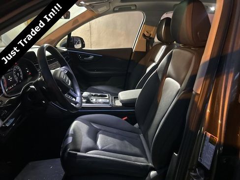 Used 2022 Audi Q7 3.0T Prestige image 10