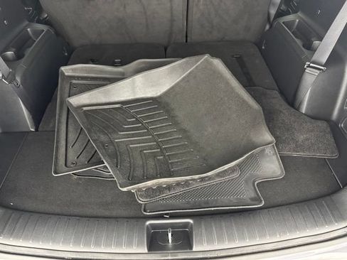 Certified 2024 Kia Sorento LX FWD image 29