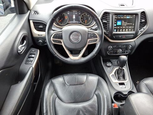 Certified 2018 Jeep Cherokee Limited image 12