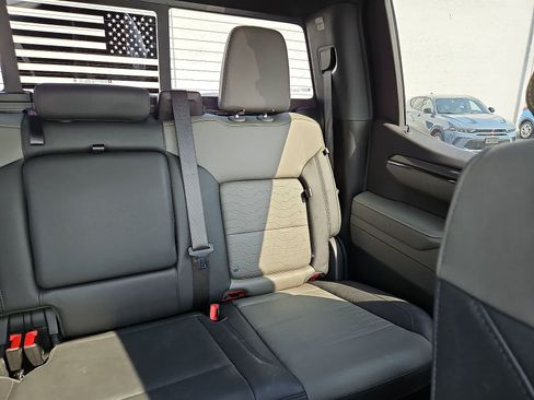 Used 2024 Chevrolet Silverado 1500 ZR2 w/ Technology Package AWD/4WD image 15