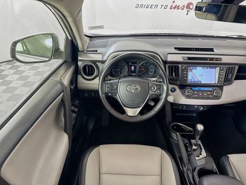 Used 2018 Toyota RAV4 Limited image 26