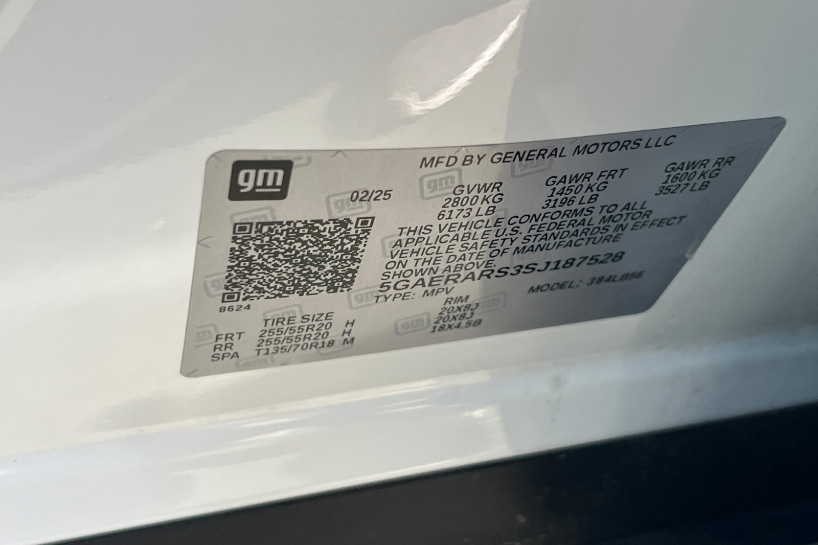 Used 2025 Buick Enclave Preferred FWD image 42