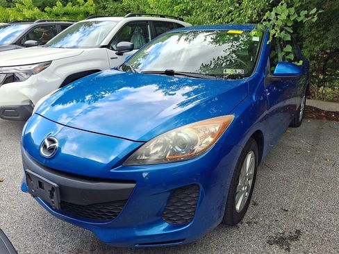 Used 2012 MAZDA MAZDA3 i Touring FWD image 2