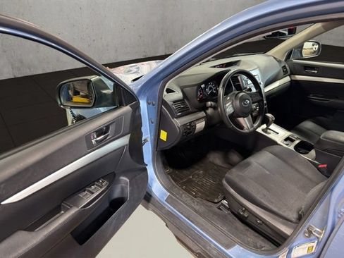 Used 2010 Subaru Outback 3.6R Premium AWD/4WD image 16