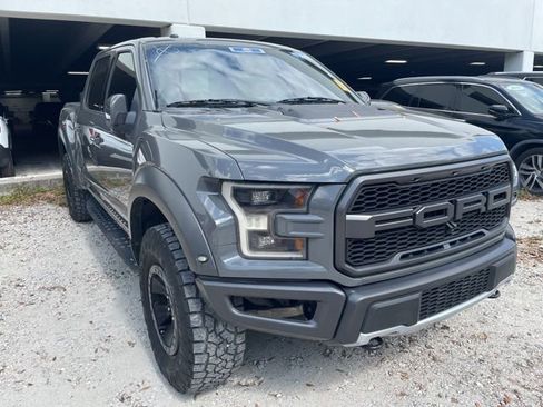 Used 2018 Ford F150 Raptor w/ Equipment Group 802A Luxury image 2