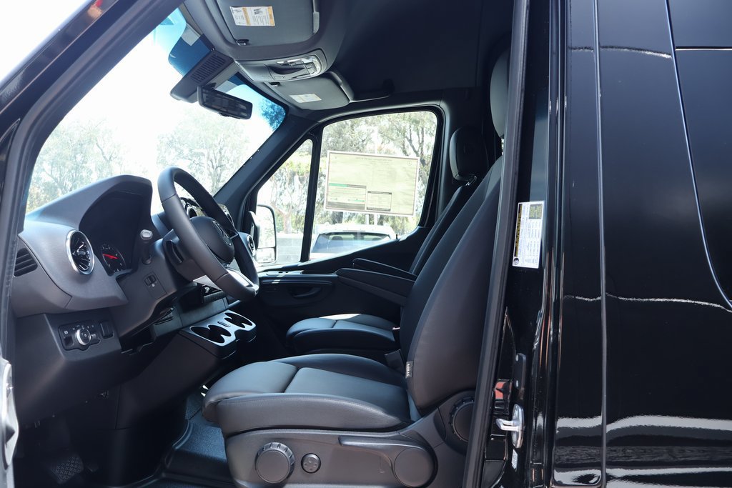 New 2026 Mercedes-Benz Sprinter 2500 image 6