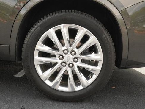 Used 2020 Cadillac XT6 Premium Luxury w/ Platinum Package FWD image 41