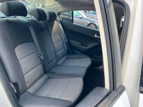 Used 2018 Kia Forte LX w/ LX Popular Package image 28