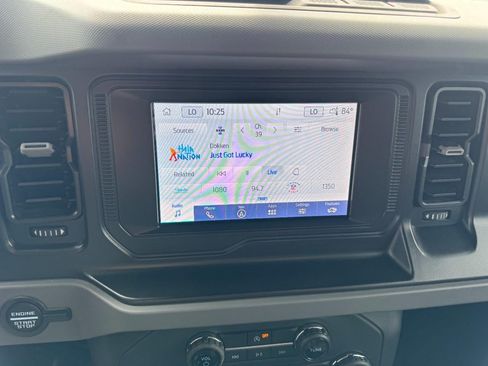 Used 2022 Ford Bronco Big Bend AWD/4WD image 19