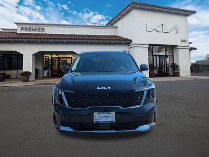 New 2026 Kia Sorento S w/ S Panoramic Sunroof Package