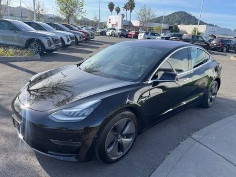 Used 2018 Tesla Model 3 Long Range image 3