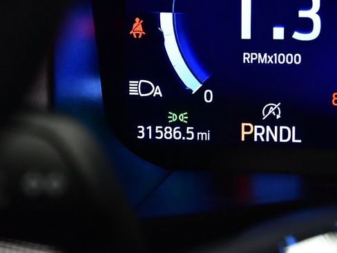 Used 2025 Ford Explorer ST-Line image 16