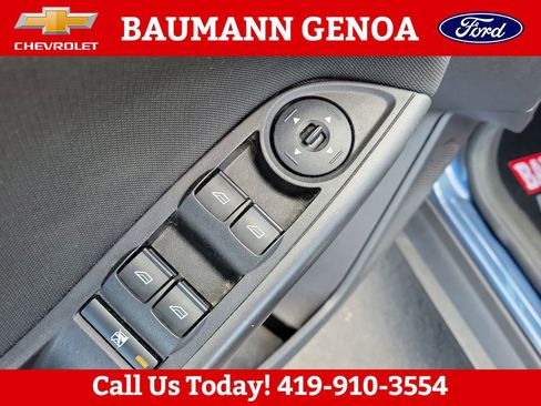 Used 2018 Ford Focus SEL FWD image 11