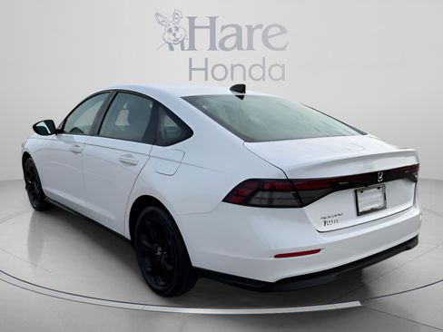 Used 2025 Honda Accord SE image 3