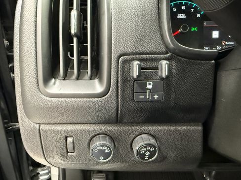 Used 2022 Chevrolet Colorado ZR2 w/ LPO, Power Package image 23