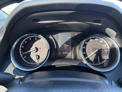 Used 2020 Toyota Camry LE image 54