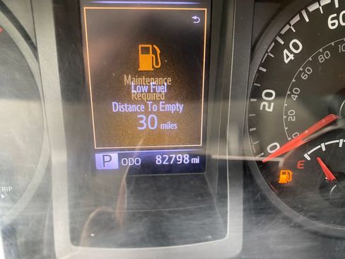 Used 2022 Toyota Tacoma SR RWD image 15