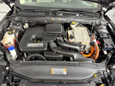 Used 2018 Ford Fusion S FWD image 24