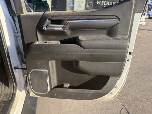 Used 2024 Chevrolet Silverado 1500 LT Trail Boss w/ Protection Package image 17