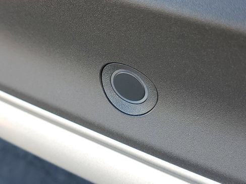 New 2026 Lincoln Corsair Premiere image 6