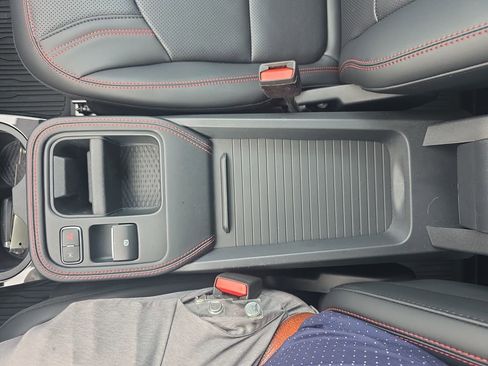 Certified 2025 Ford Mustang Mach-E Premium w/ Sport Appearance Package RWD image 31