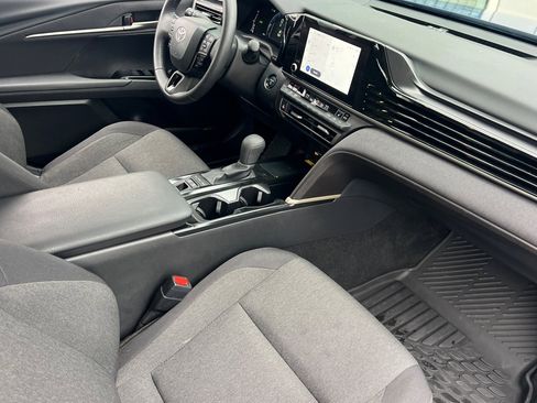 Certified 2025 Toyota Camry LE w/ Convenience Package image 12
