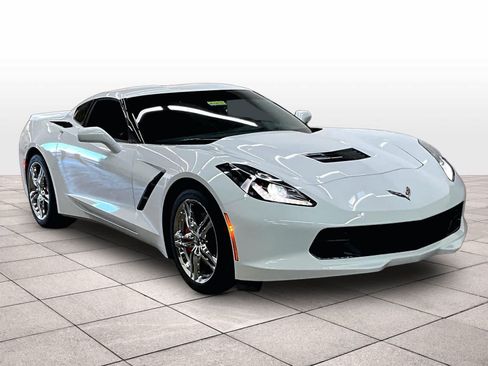 Used 2016 Chevrolet Corvette Stingray Coupe w/ 2LT Preferred Equipment Group RWD image 2