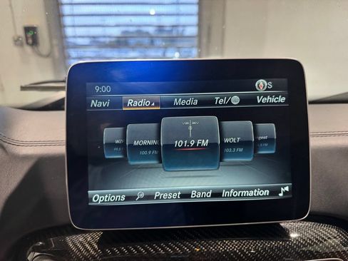 Used 2017 Mercedes-Benz G 63 AMG 4MATIC image 21