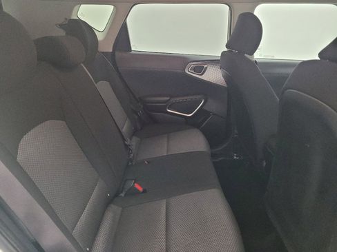 Used 2020 Kia Soul LX FWD image 19