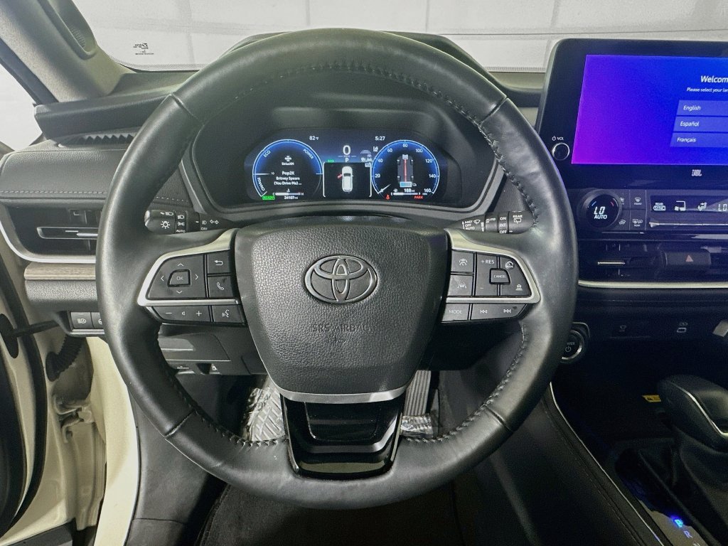 Used 2024 Toyota Grand Highlander AWD Hybrid image 15