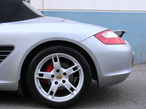 Used 2007 Porsche Boxster S image 11