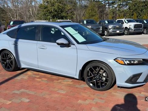 Certified 2022 Honda Civic Sport Touring image 4