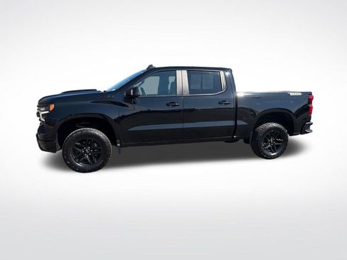 Used 2023 Chevrolet Silverado 1500 LT Trail Boss w/ LT Trail Boss Premium Package AWD/4WD image 2