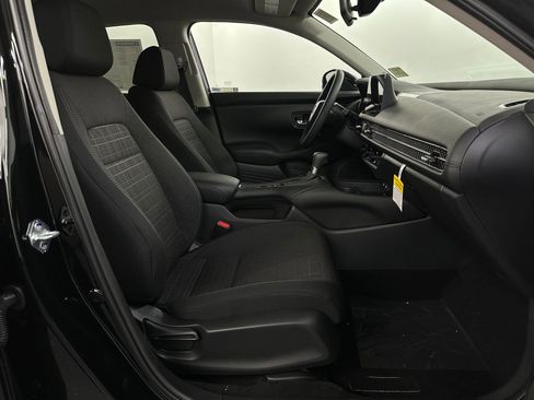 New 2026 Honda HR-V LX image 31