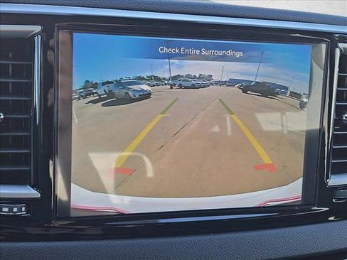 New 2025 Chrysler Voyager LX image 12