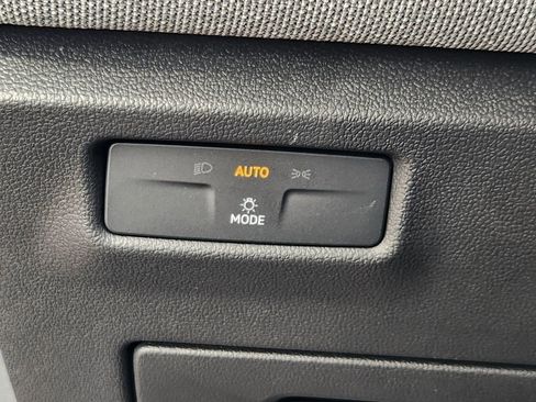 New 2026 Volkswagen Tiguan S image 13