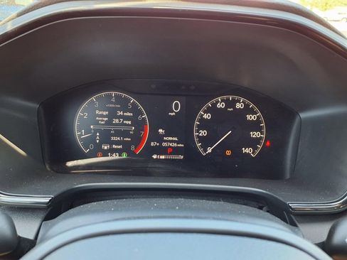 Used 2024 Honda CR-V EX image 25