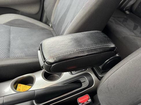 Used 2017 Nissan Juke SV image 22