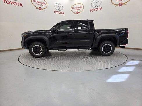 New 2026 Toyota Tacoma TRD Off-Road AWD/4WD image 4