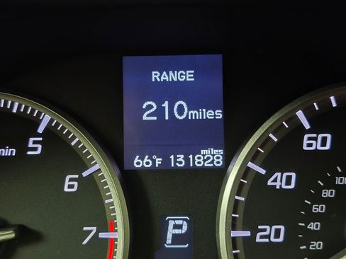 Used 2017 Acura RDX w/ Technology Package image 35