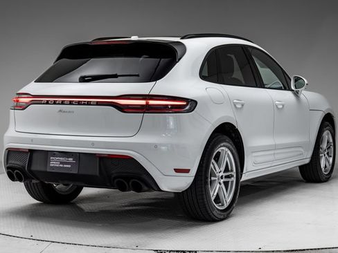 Certified 2026 Porsche Macan AWD/4WD image 36