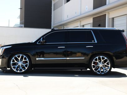 Used 2016 Cadillac Escalade Platinum